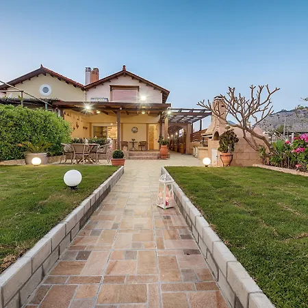 Villa Fay