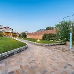 Villa Fay *